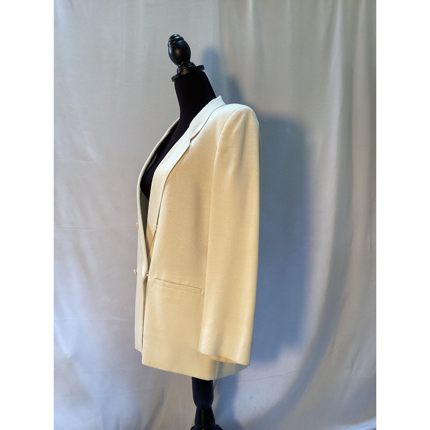 Harve Benard Antique white gender fluid linen blazer