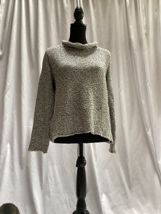 Cotton/Acrylic Knit sweater by United Knitware, charcoal and ivory white, size small machine wash