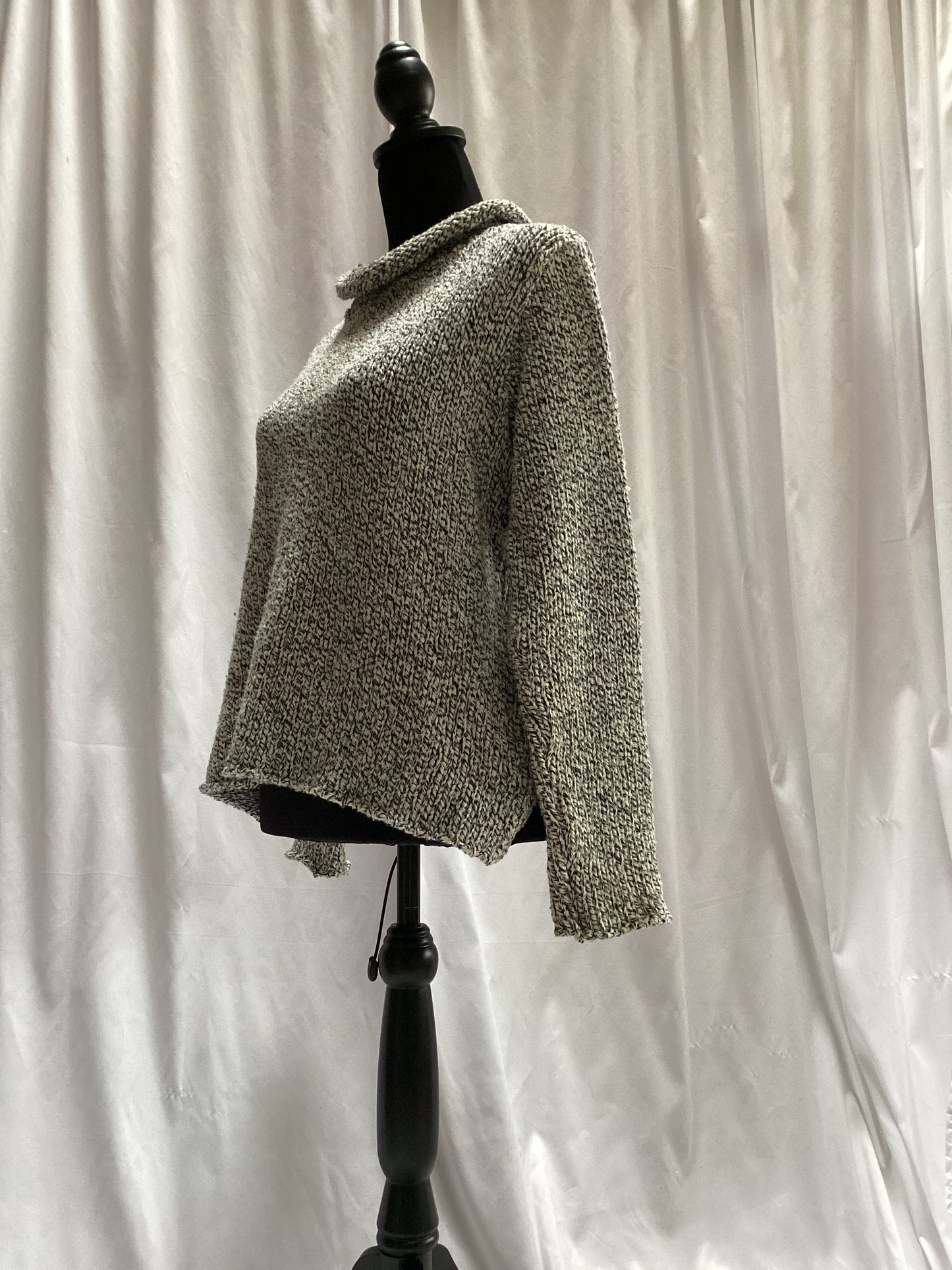 Cotton/Acrylic Knit sweater by United Knitware, charcoal and ivory white, size small machine wash