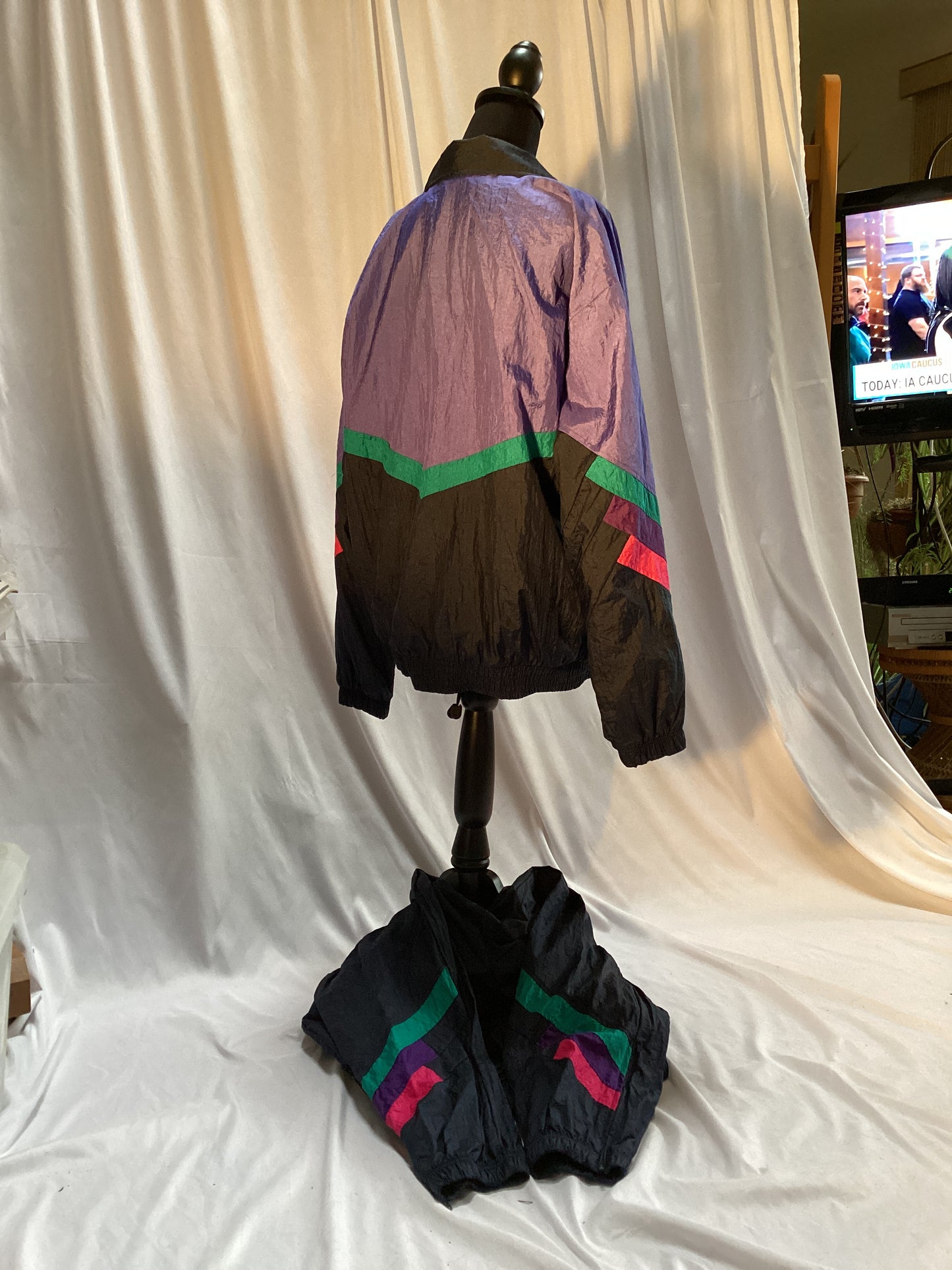 Men's Sergio Tacchini Warmup Suit Italy 2 pieces size 38 black with colored accents of red green and purple