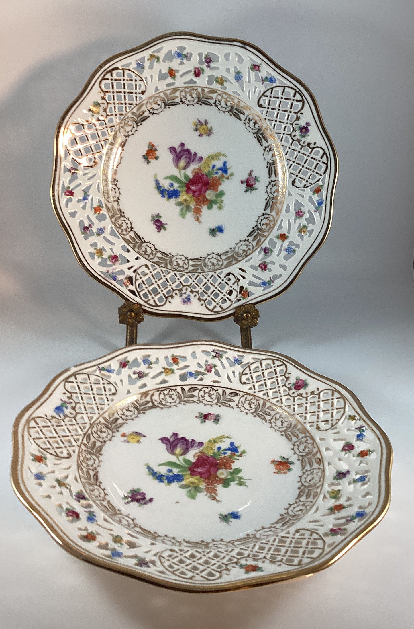 Circa 1980's German plates: 2 SCHUMANN BAVARIA GERMANY CHATEAU DRESDEN