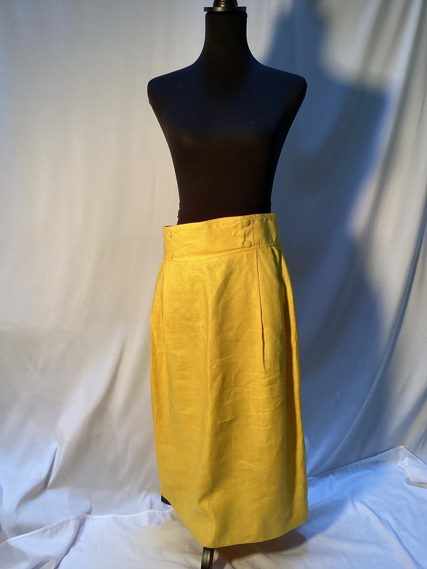 Lily Chao - Yellow Linen 2 Piece Suit size medium, sequin and leather applique