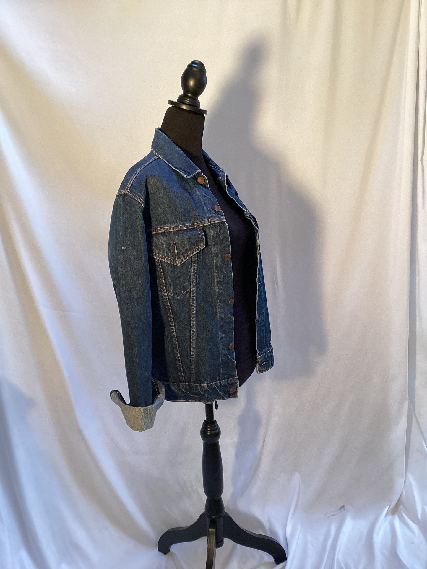 Levi Strauss Denim Jacket metal buttons size medium