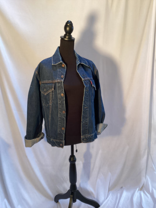 Levi Strauss  Denim Jacket metal buttons size medium