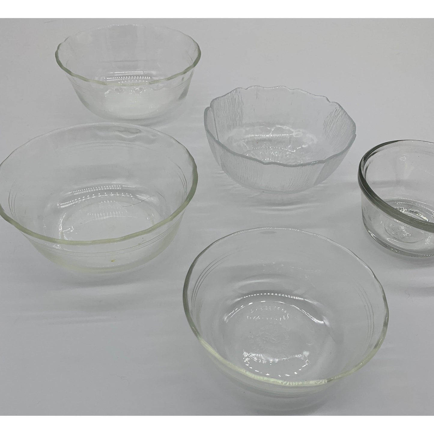 SMALL PYREX PUDDING or ICE CREAM BOWLS